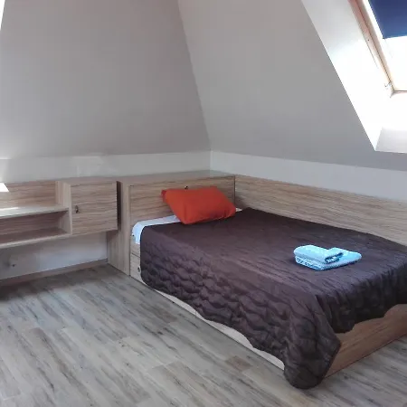 Topcity Apartment *